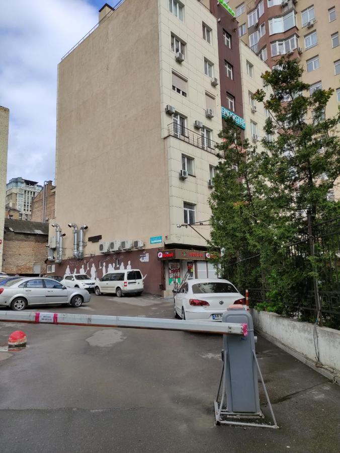 The Hostel Жд Вокзал Центр Kiew Exterior foto